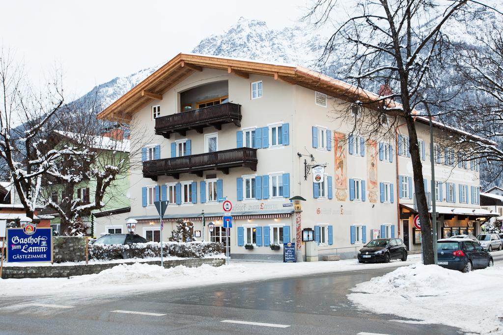 ホテルGasthof Zum Lamm ガルミッシュ・パルテンキルヒェン エクステリア 写真